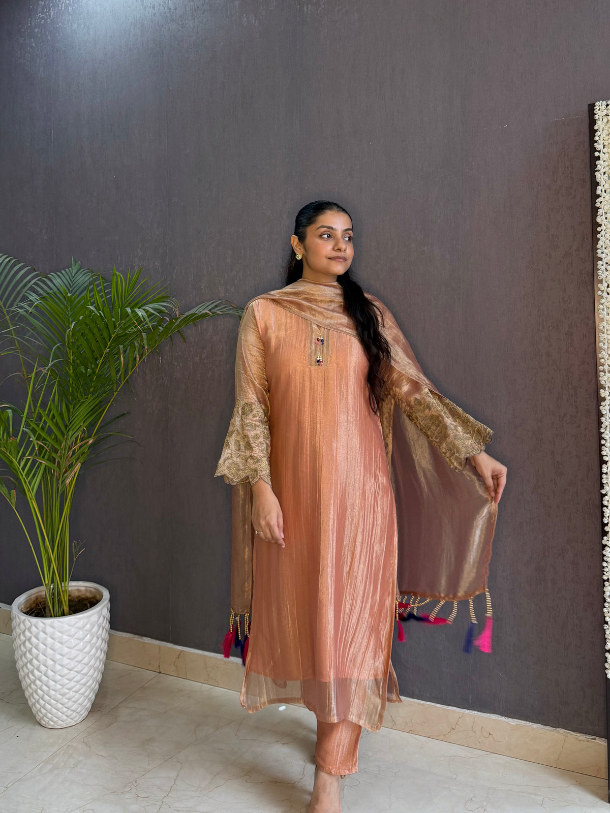 Crush tissue Tasseled suit set