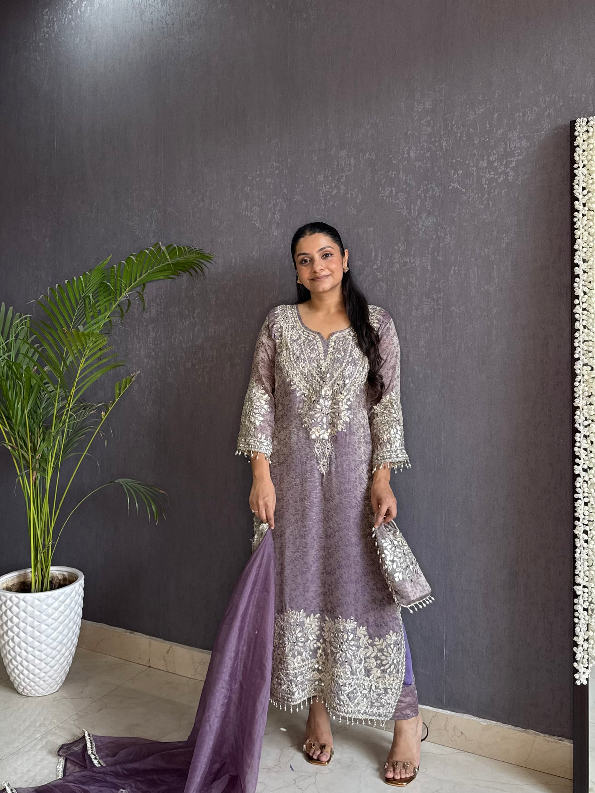 Tissue jacquard gotapatti mirror set