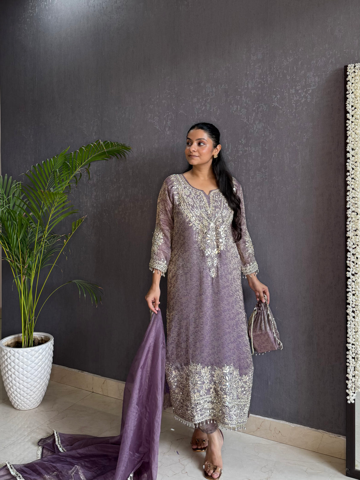 Tissue jacquard gotapatti mirror set