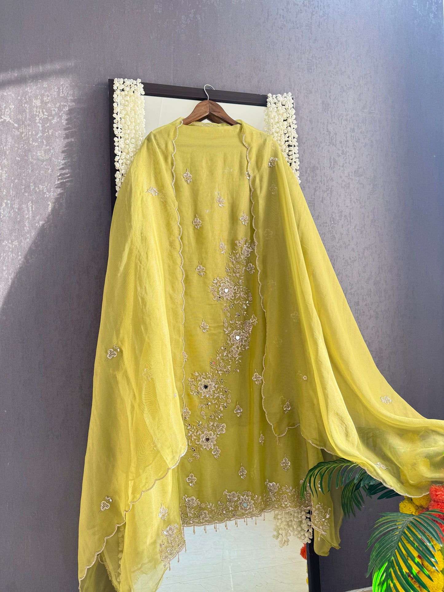 Luxurious hearts handwork suit