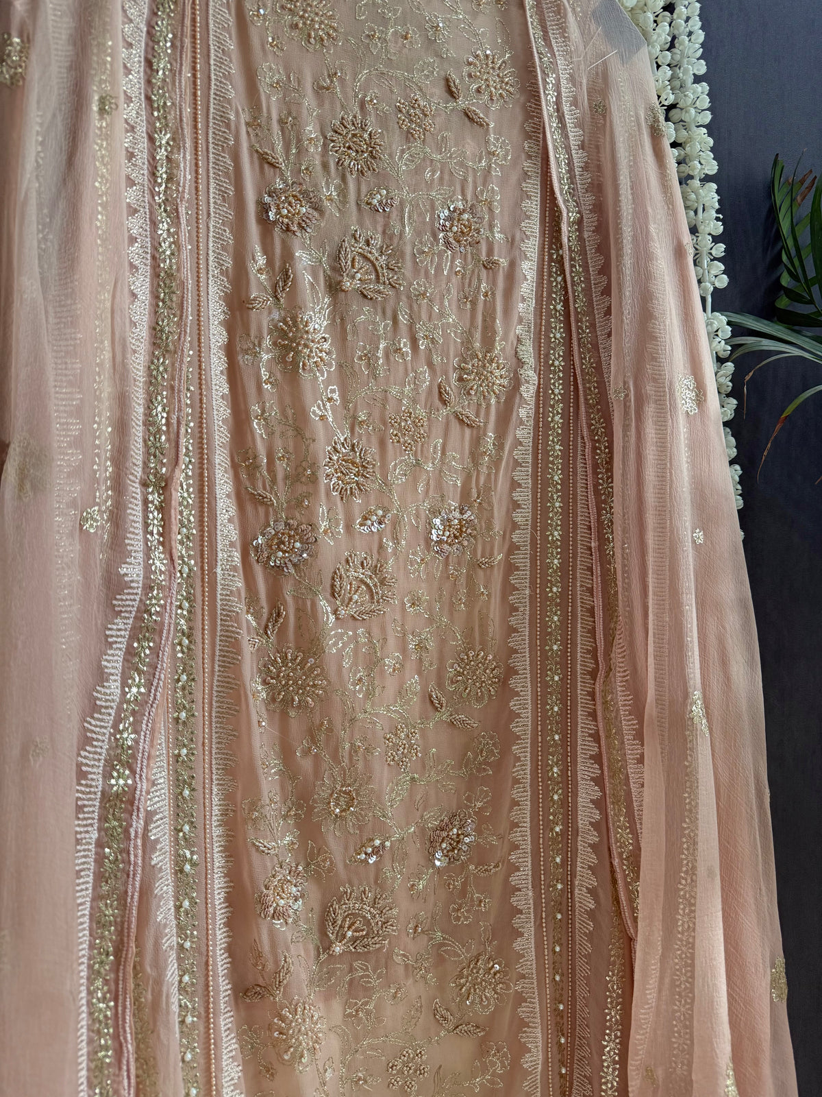 Pitta work crystal handwork suit