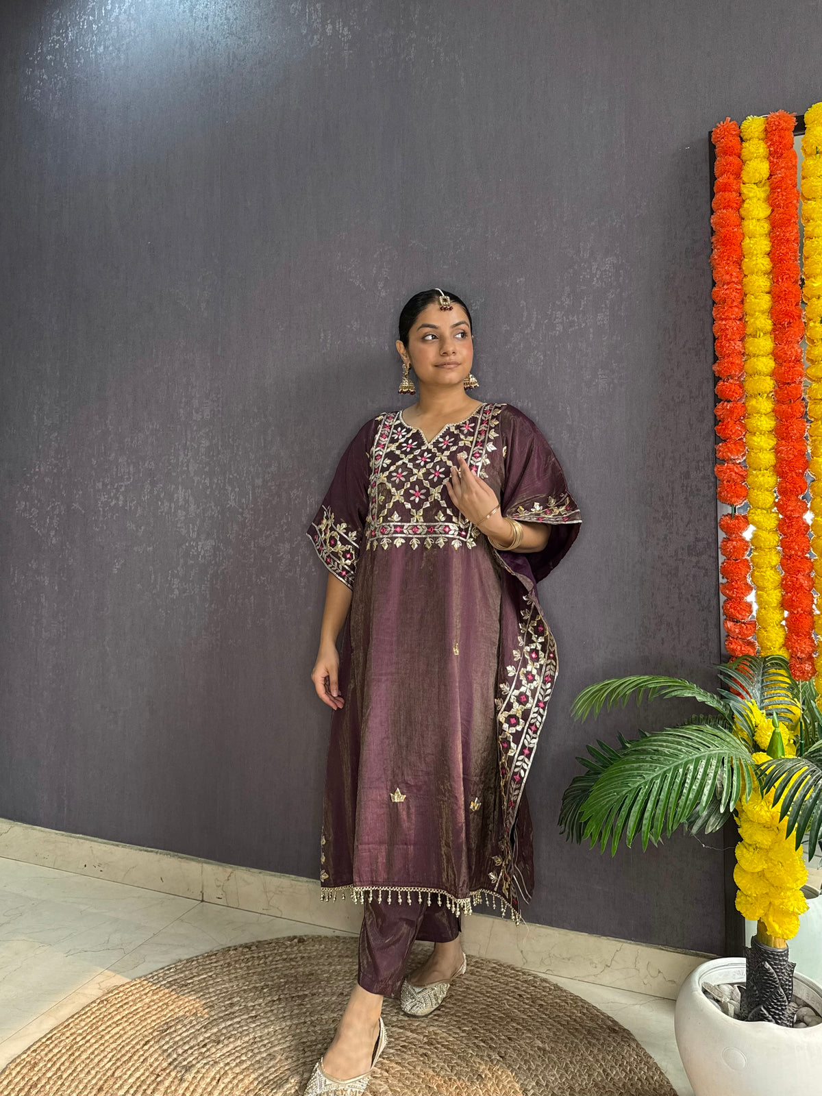 Gotapatti kaftan set