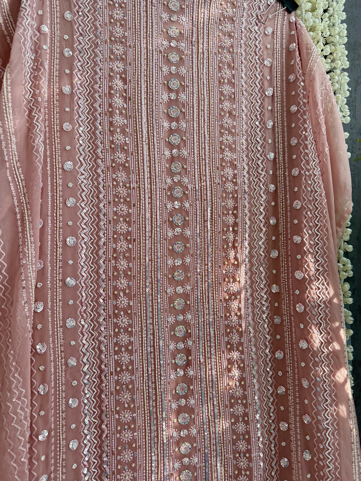 Lucknowi handwork suit