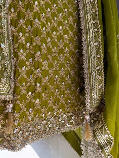 Luxurious gotapatti pitta work suit