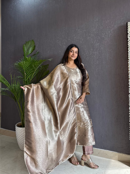 Tissue brocade hand work suit set