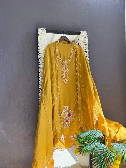 Luxurious elephants Handwork suit