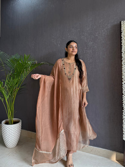 Aline crush tissue dabka bejewelled suit set