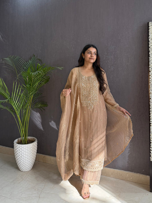 Crush tissue handwork suit set