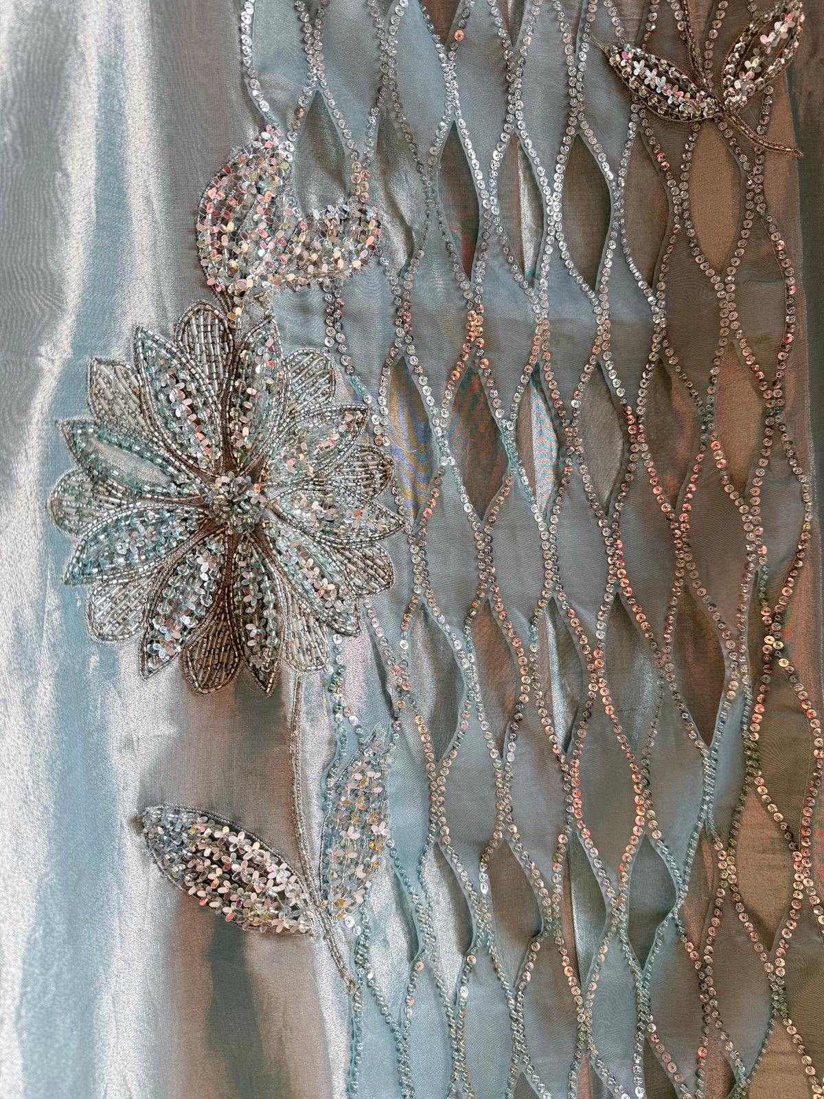 Luxurious cutwork Tissue silk suit