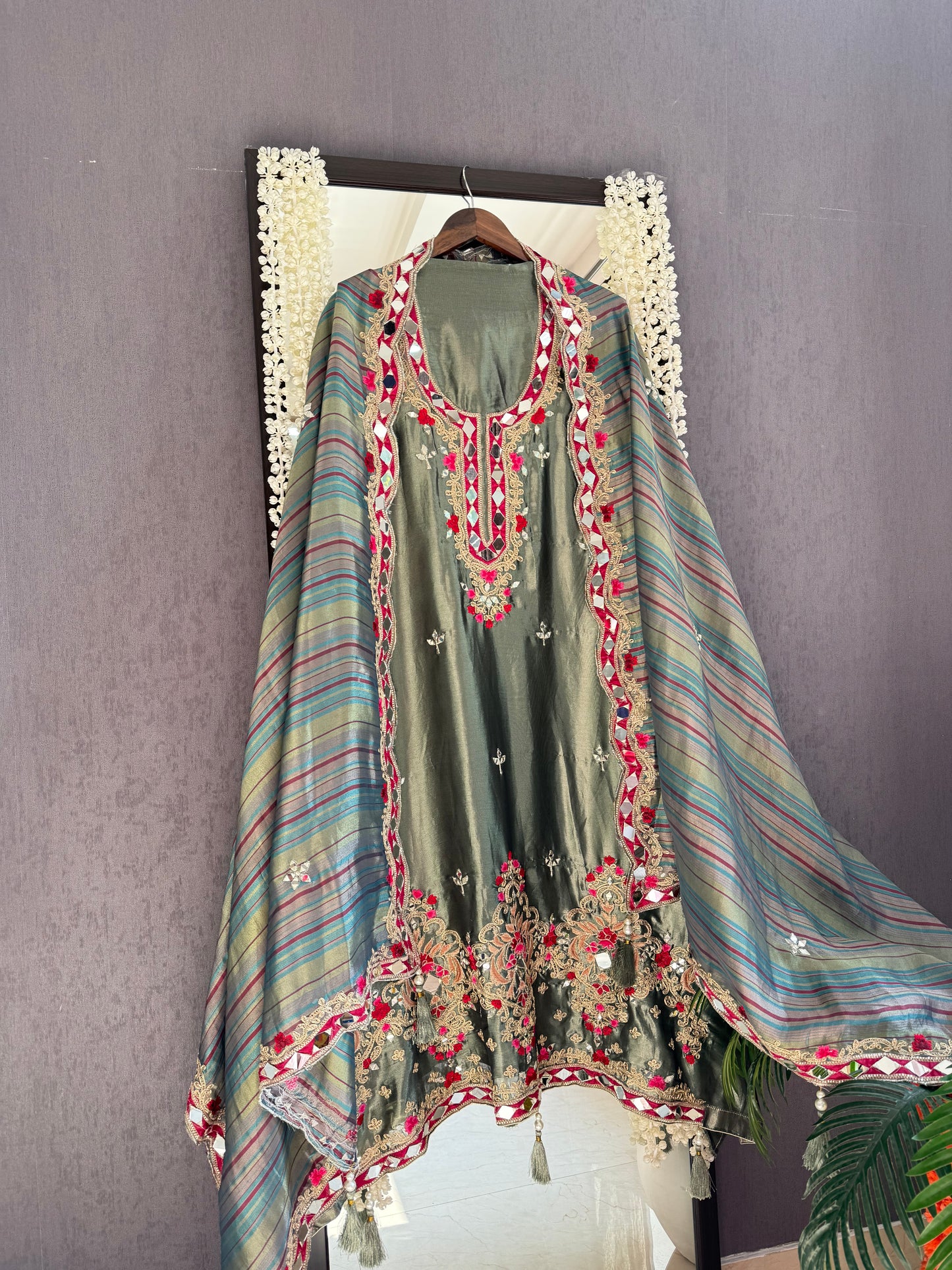 Luxurious mettalic Mirrorwork suit