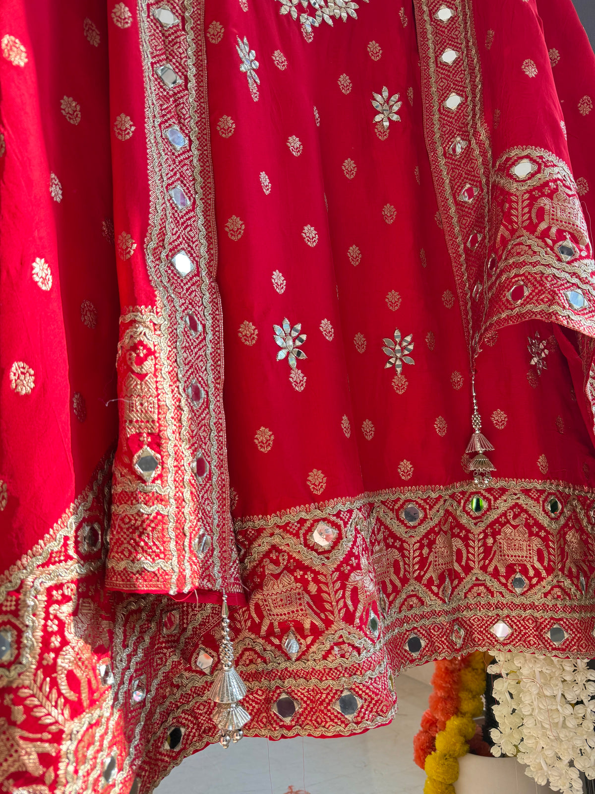 Luxurious crepe Benarsi Mirrorwork suit