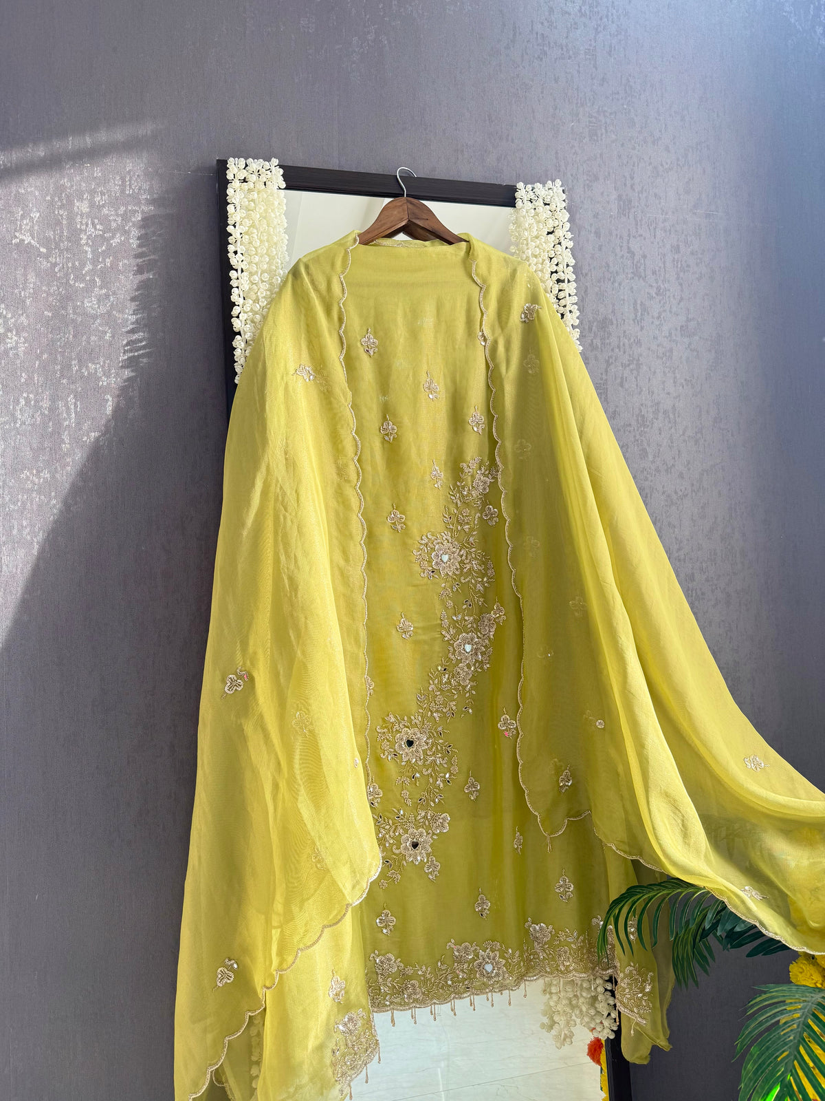 Luxurious hearts handwork suit
