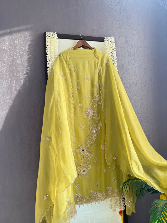 Luxurious hearts handwork suit