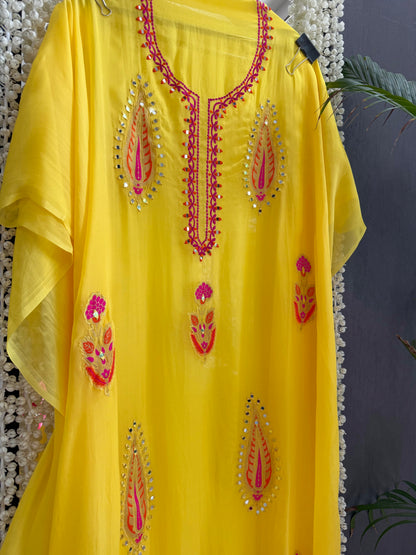 Meenakari Organza Appliqué suit