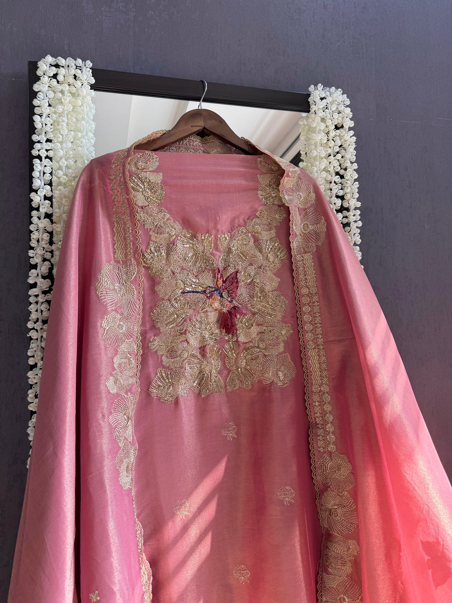Luxurious birds handwork birds suit