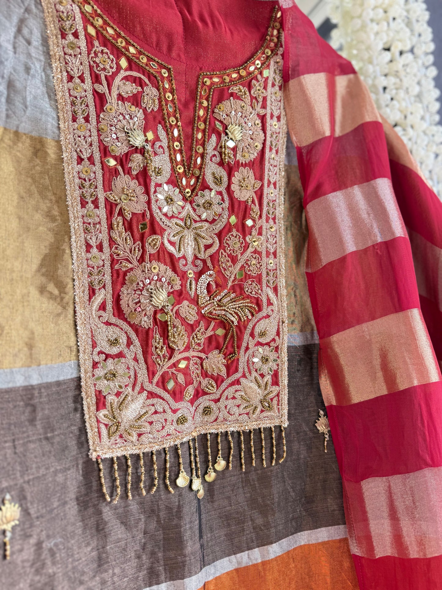 Luxurious mettalic lotus suit