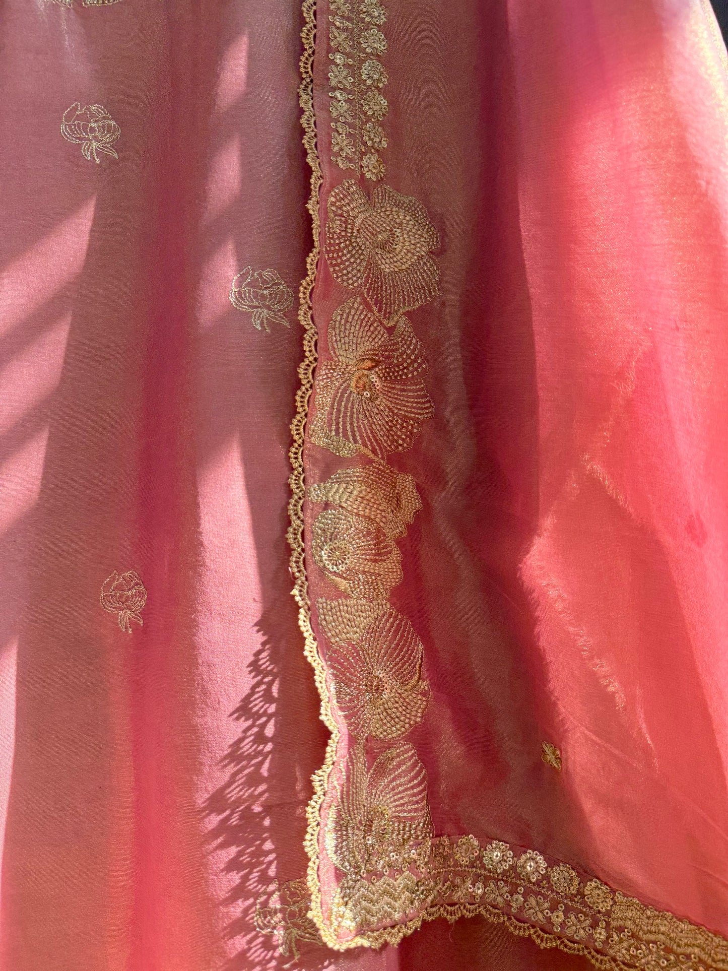 Luxurious birds handwork birds suit