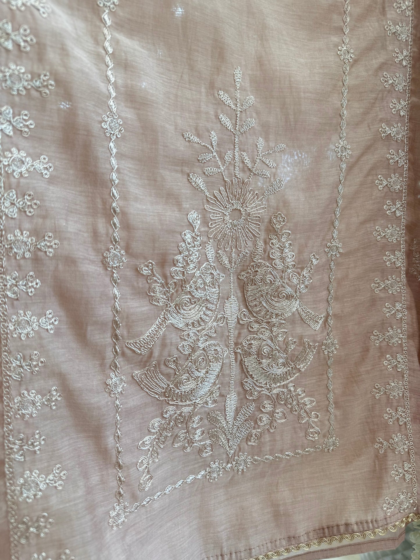 Luxurious Mul chanderi dori sitara suit