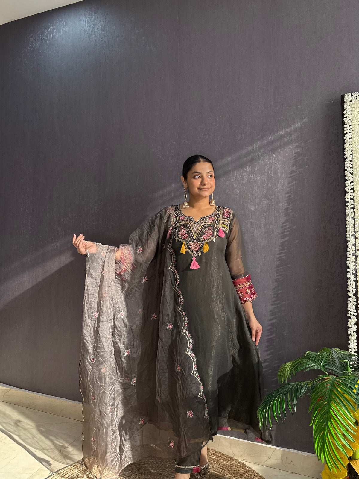 Tissue silk Handwork suit set