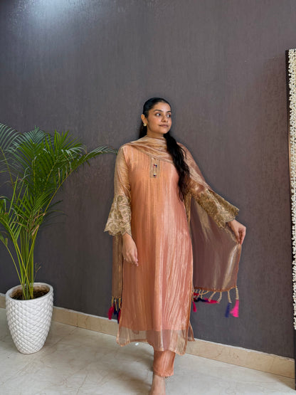 Crush tissue Tasseled suit set