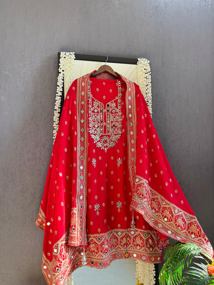 Luxurious crepe Benarsi Mirrorwork suit