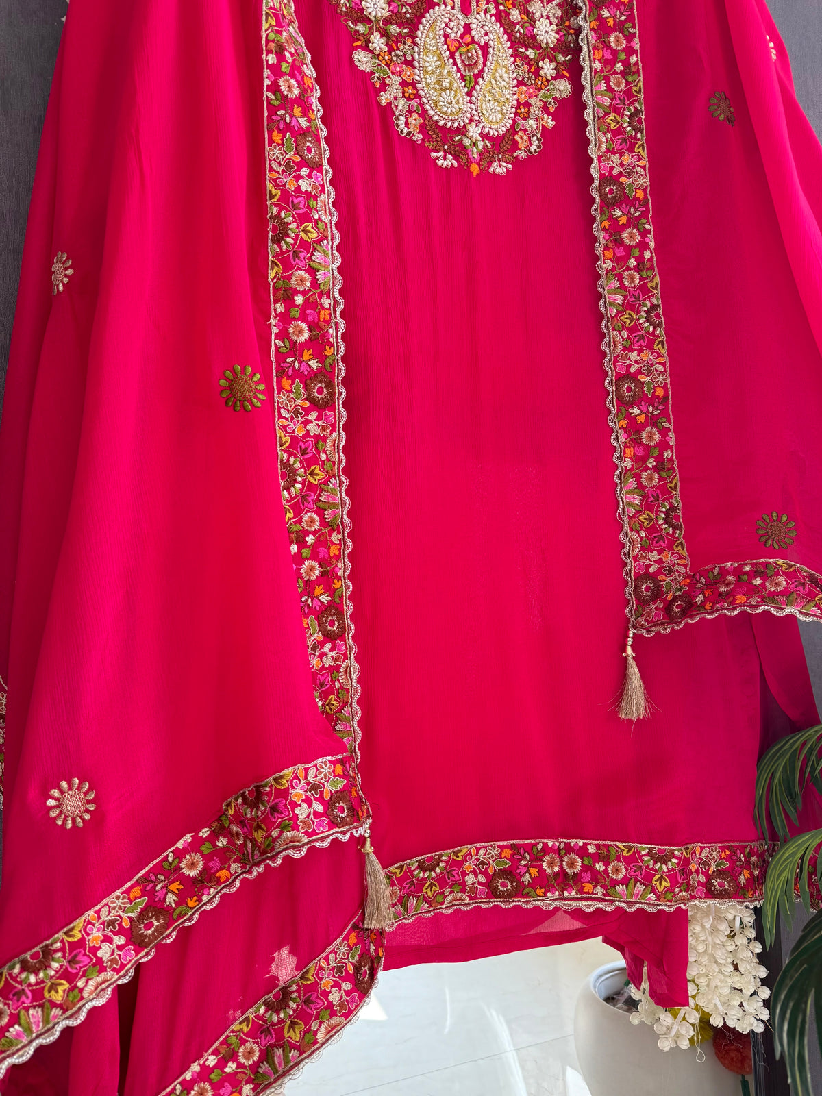 Luxurious dreamy handwork suit