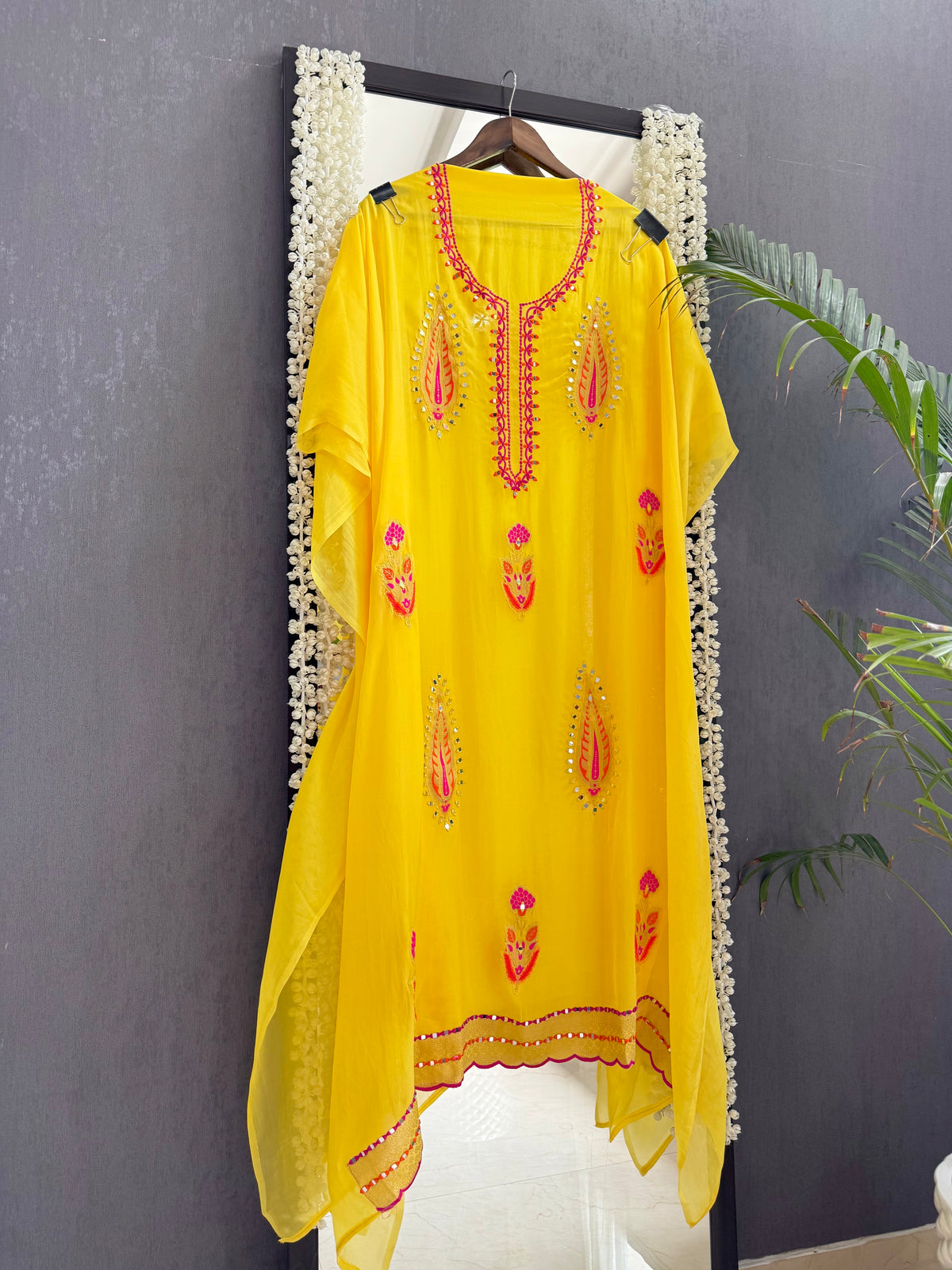 Meenakari Organza Appliqué suit