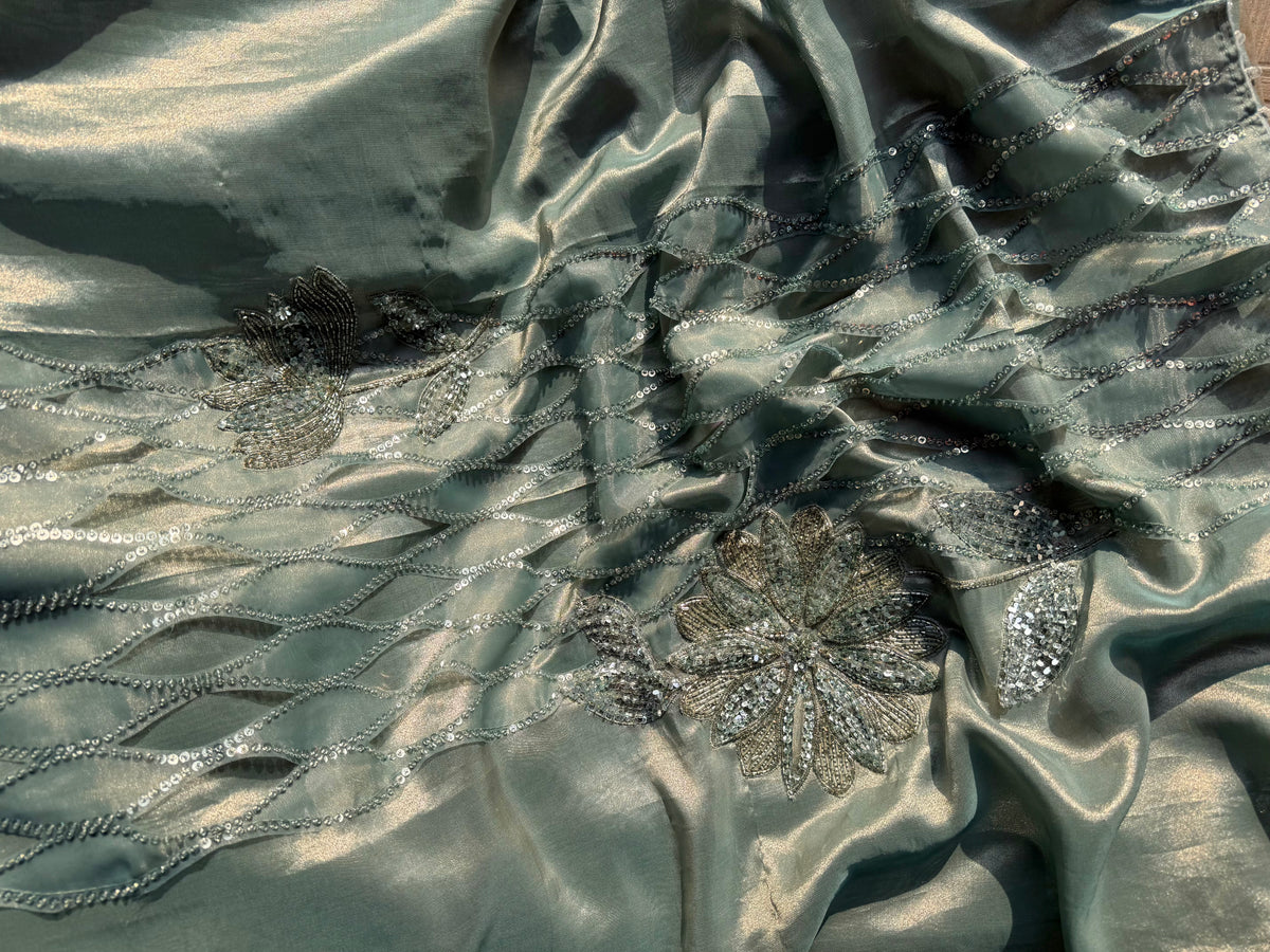 Luxurious cutwork Tissue silk suit