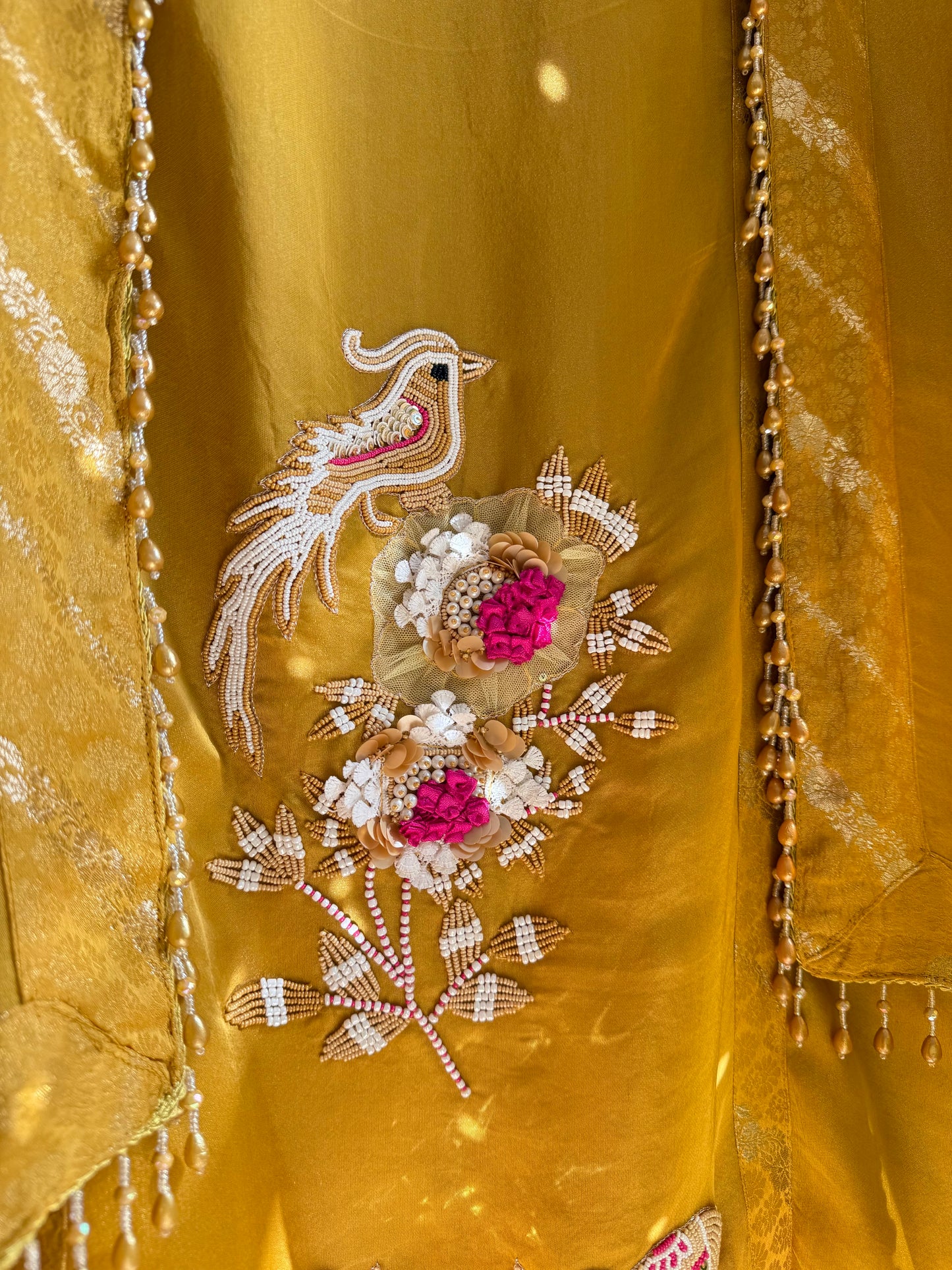 Luxurious elephants Handwork suit