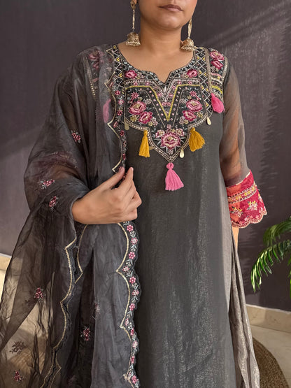 Tissue silk Handwork suit set