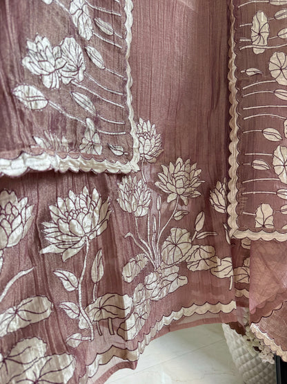 Luxurious crush tissue gota appliqué lotus suit