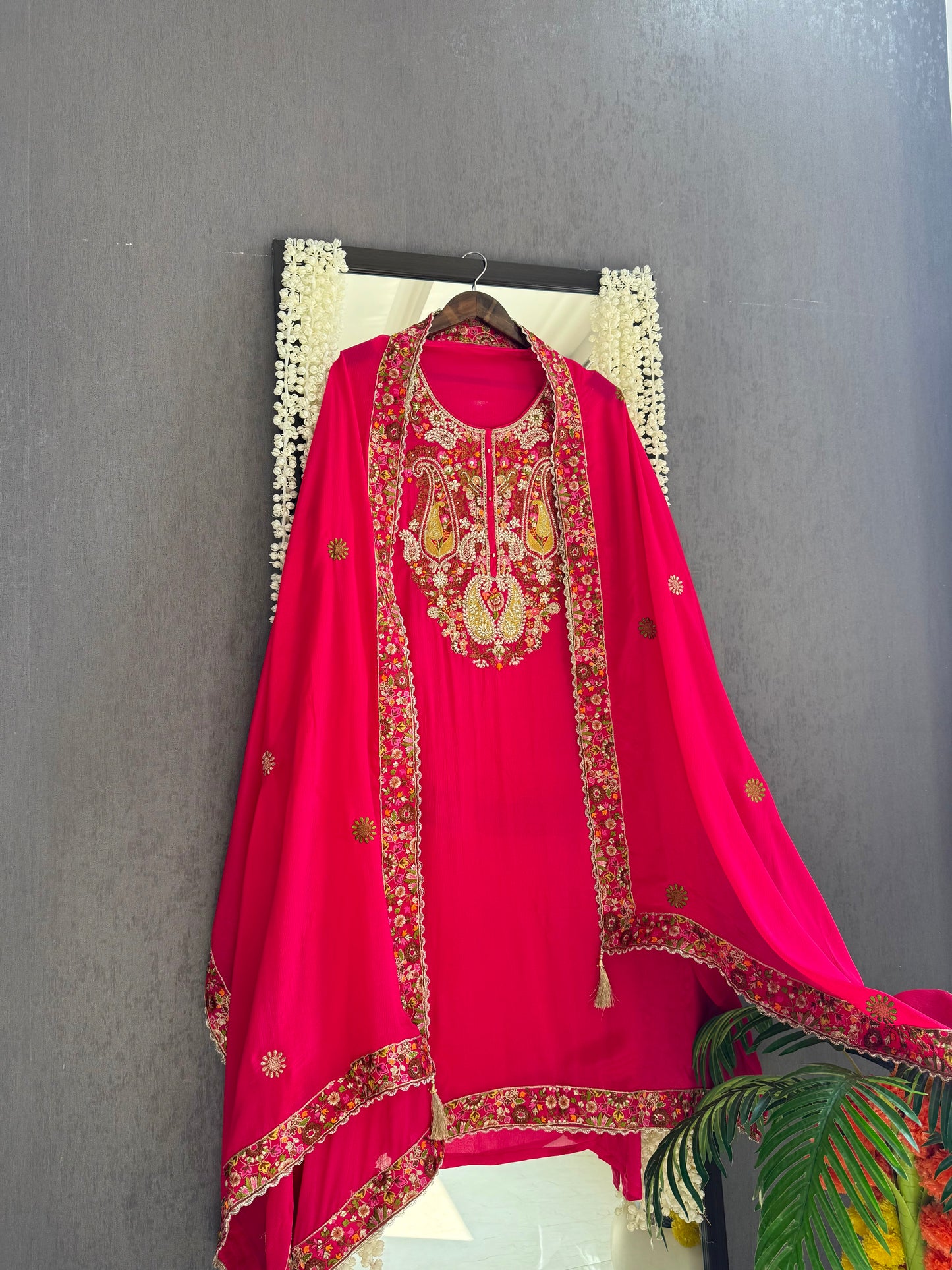 Luxurious dreamy handwork suit