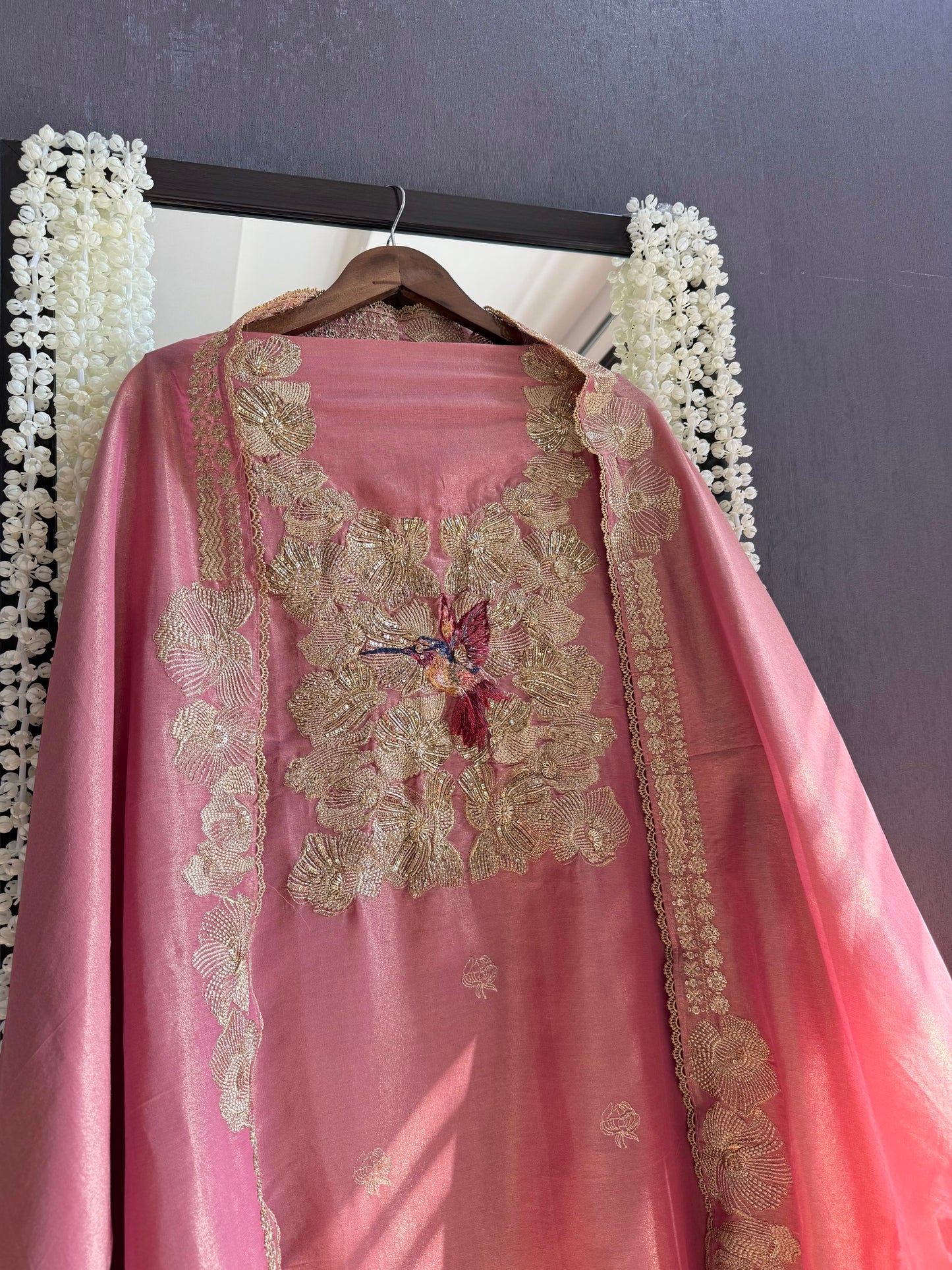 Luxurious birds handwork birds suit