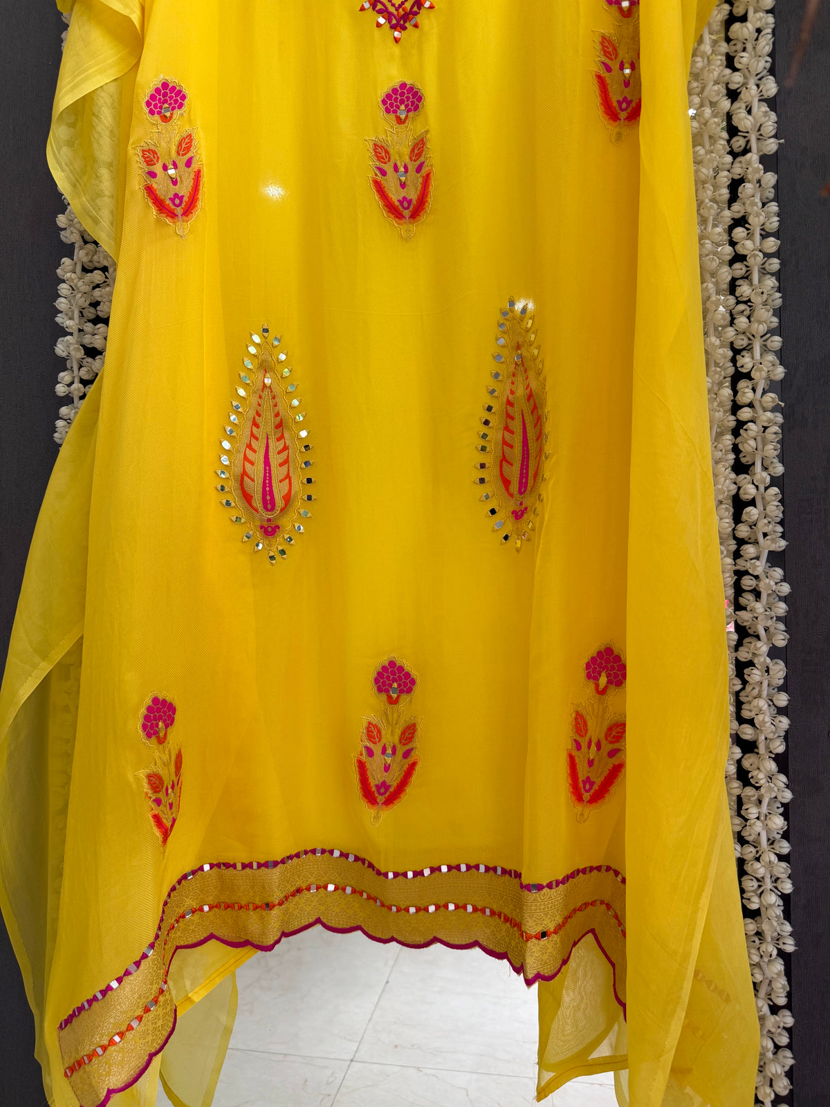 Meenakari Organza Appliqué suit