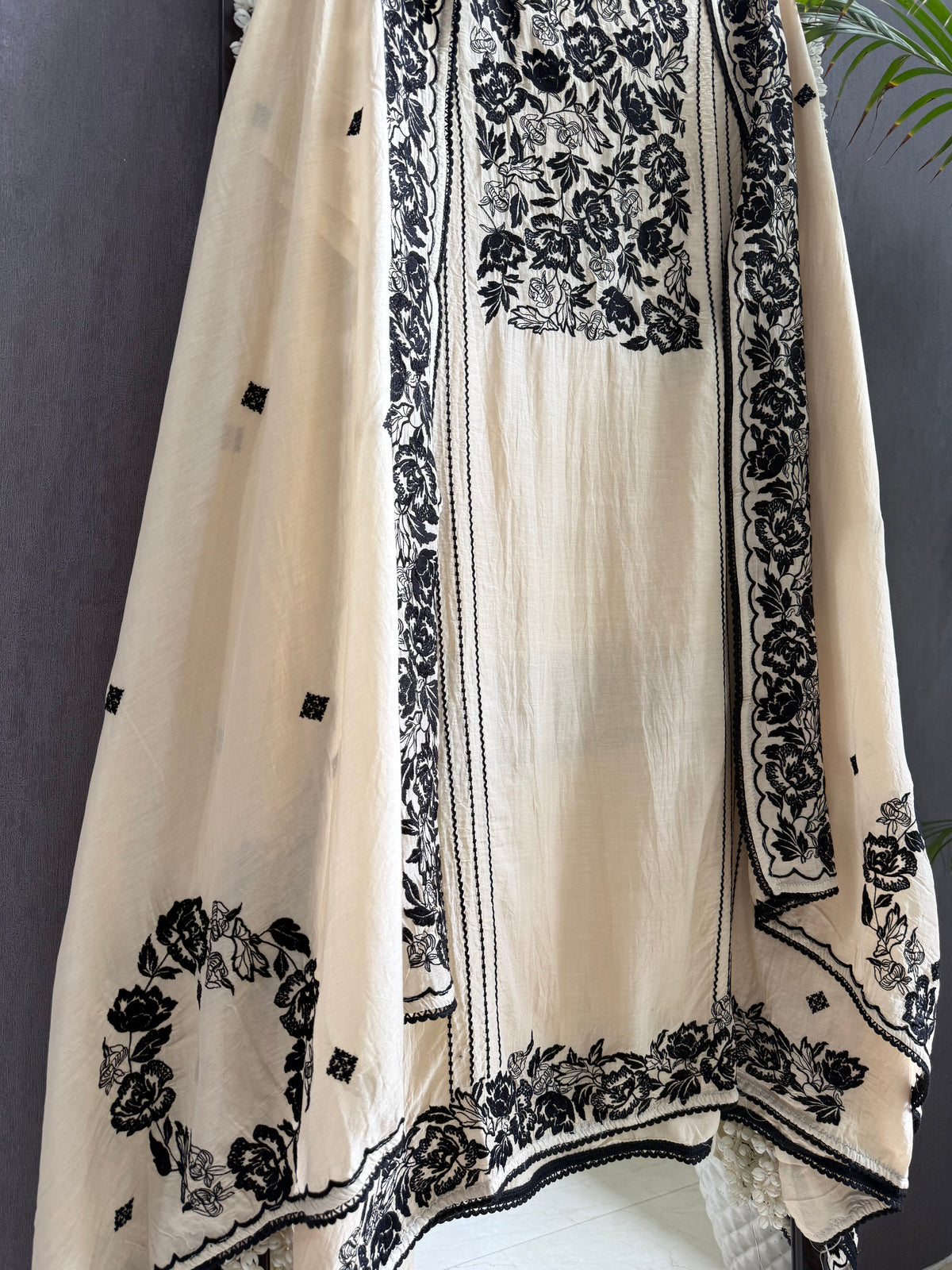 Luxurious Mul chanderi Parsi work florals suit