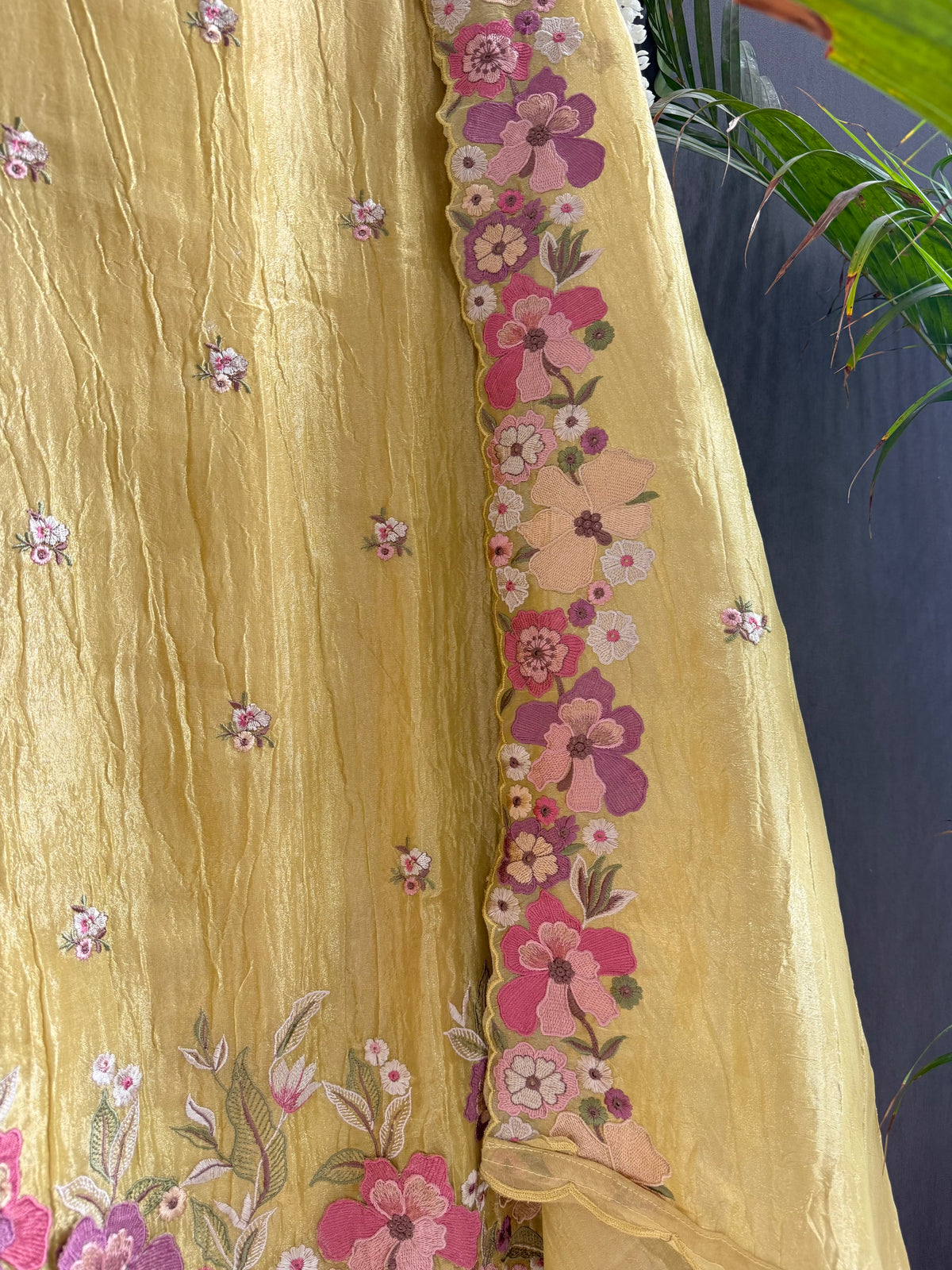 Luxurious Mul chanderi appliqué work floral suit