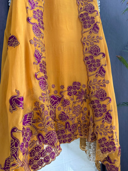 Organza appliqué work flamingos suit