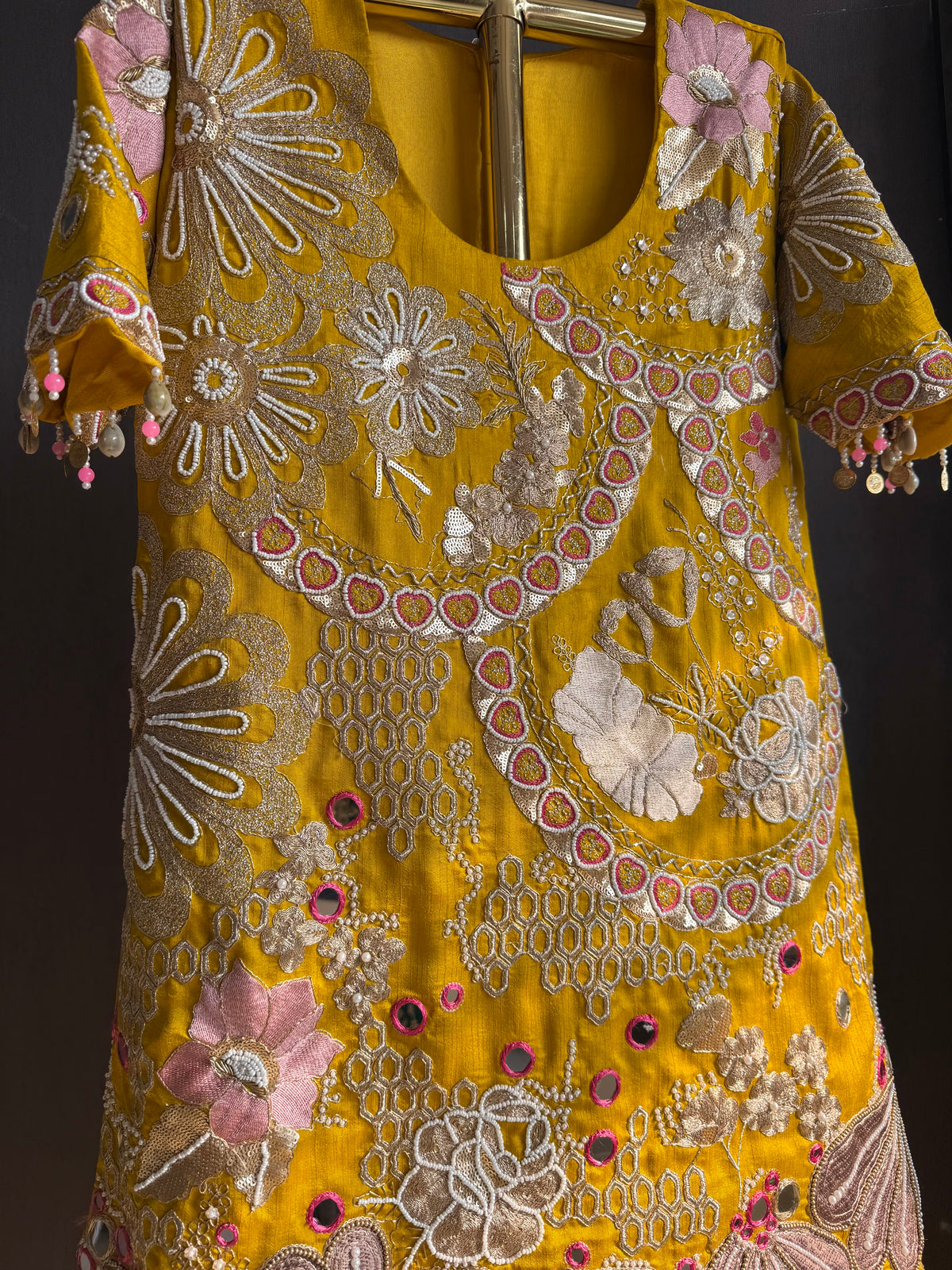 Luxurious raw silk Handwork set