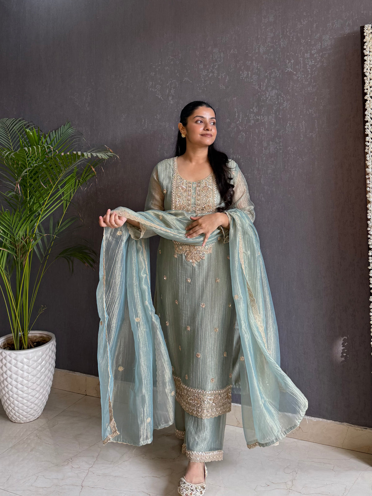 Crush tissue handwork suit set