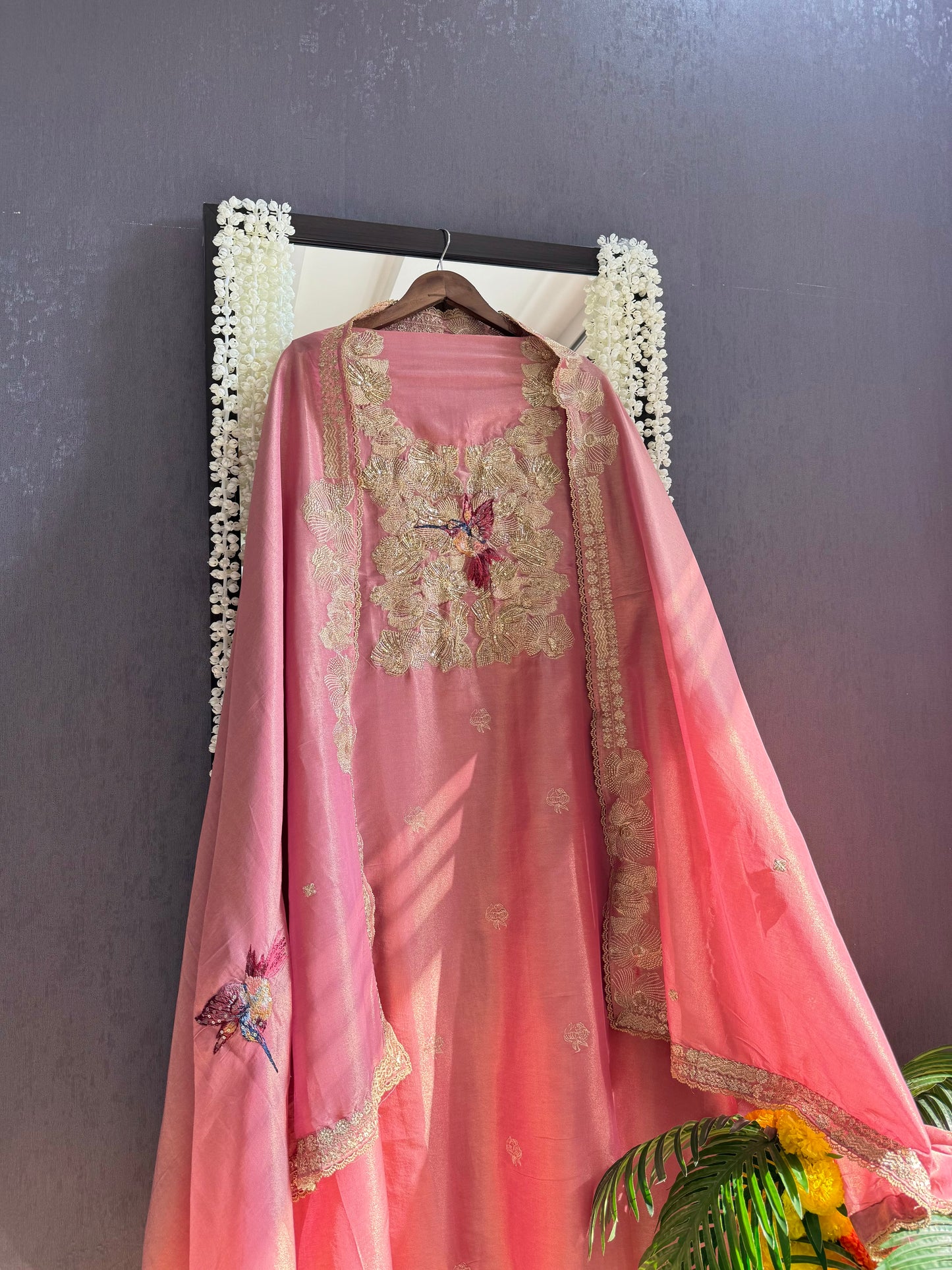 Luxurious birds handwork birds suit