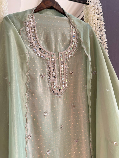 Chaand Mirrorwork suit