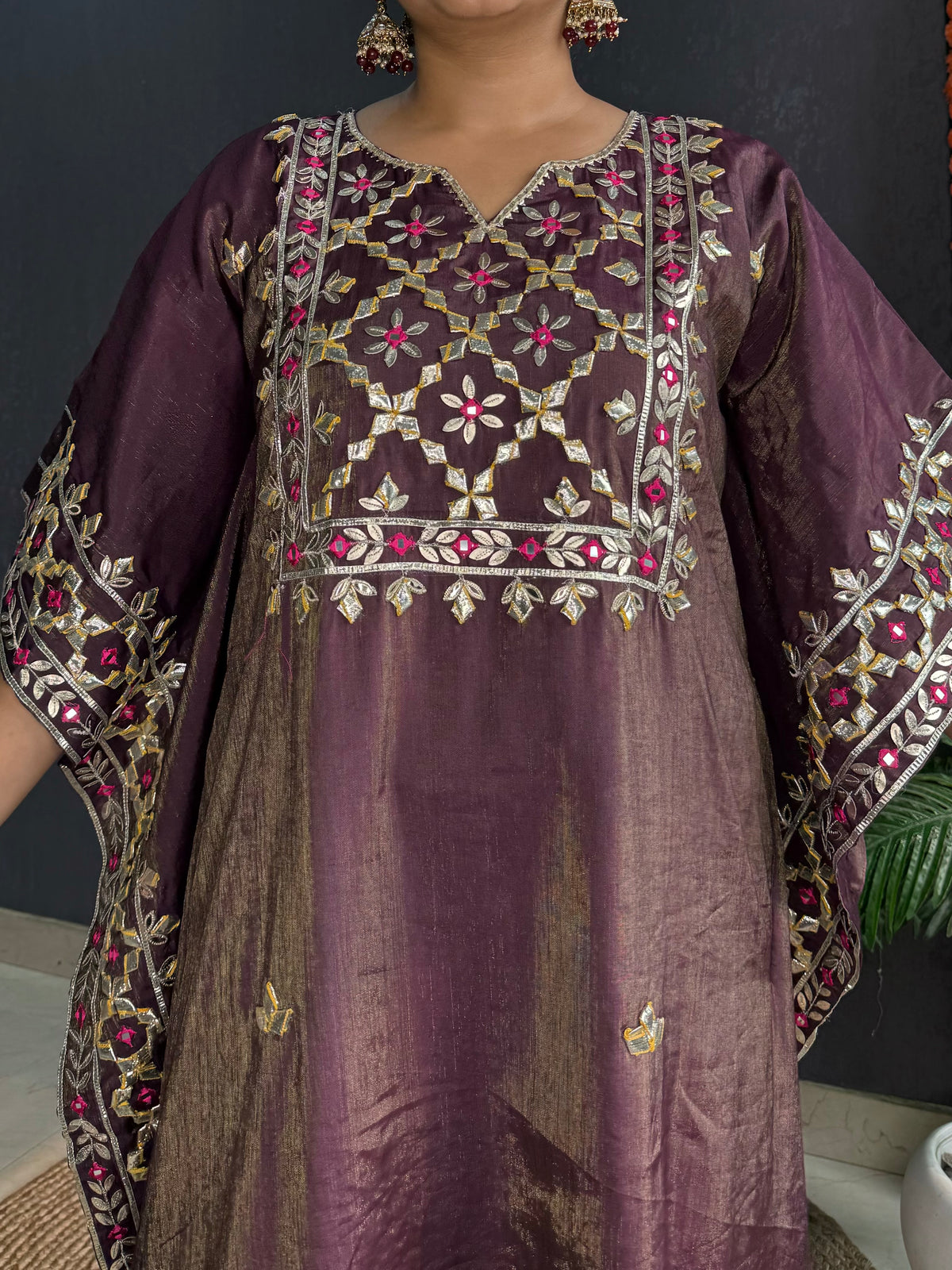 Gotapatti kaftan set