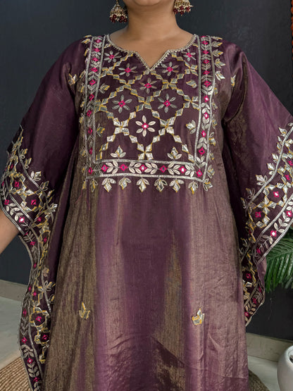Gotapatti kaftan set
