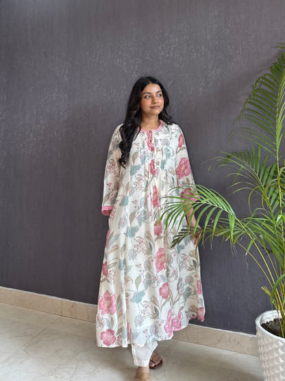 Linen handwork kurta set