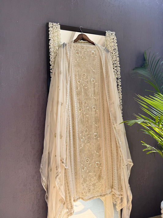 Pitta work crystal handwork suit