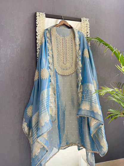 Luxurious Tissue benarsi zari handwork suit