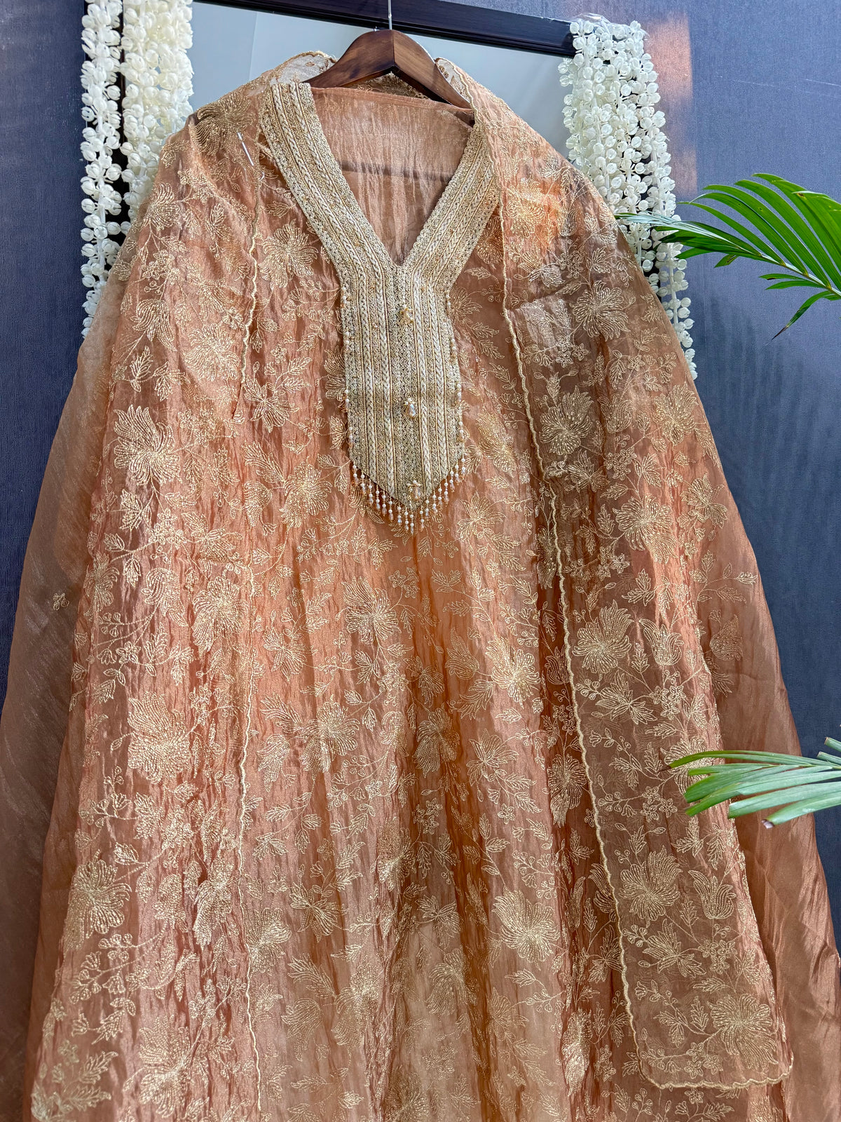 Premium crush tissue zari aari embroidered suit